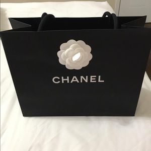 Chanel shopping bag